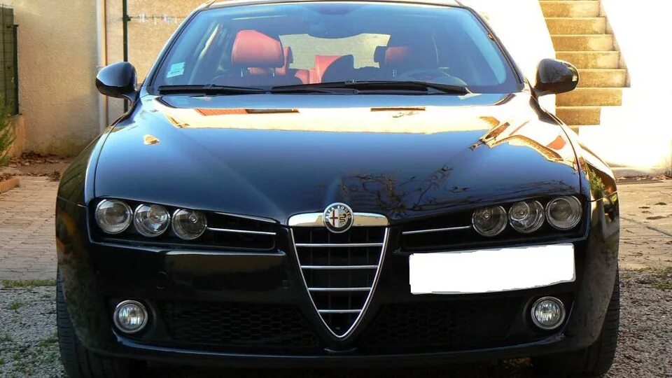 Альфа без ромео. Alfa Romeo 159 черная. Альфа Ромео 159 черная. Alfa Romeo 159 3.2 v6. Альфа Ромео Блэк раша.