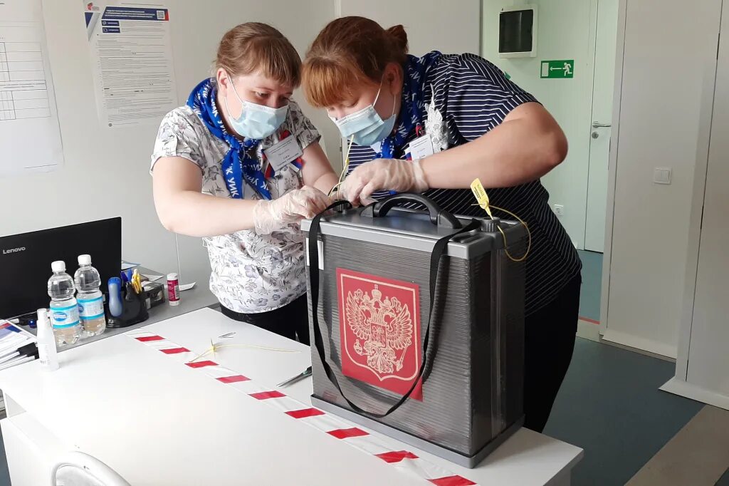 Выборы главы сургутского района 2021. Праймериз единой россии. Как проголосовать в хмао. Губернатор встречается с семьями участников сво. Единая россия голосование.