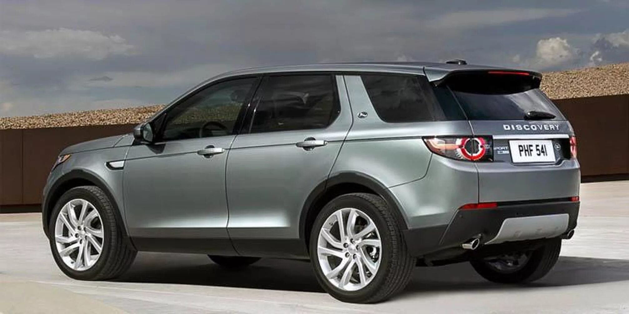 Discovery sport 2. Land rover discovery sport 2020. Ленд ровер дискавери спорт. Land rover discovery sport 2. Land rover discovery sport 2018.