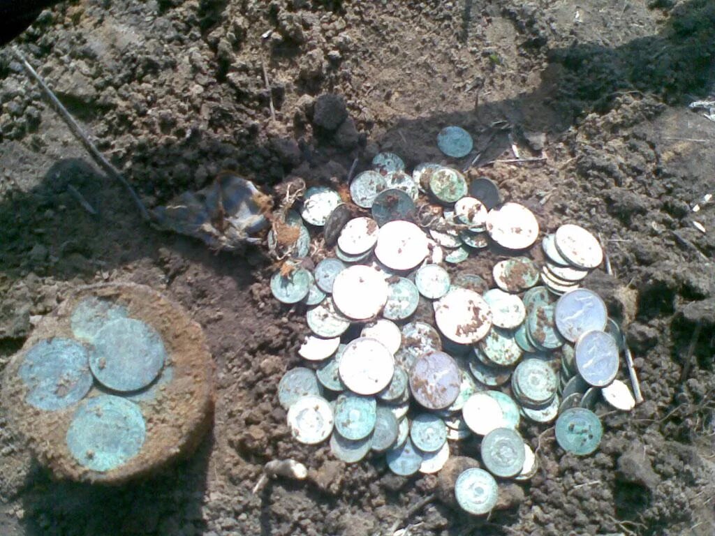 Где использовать монету сокровищ