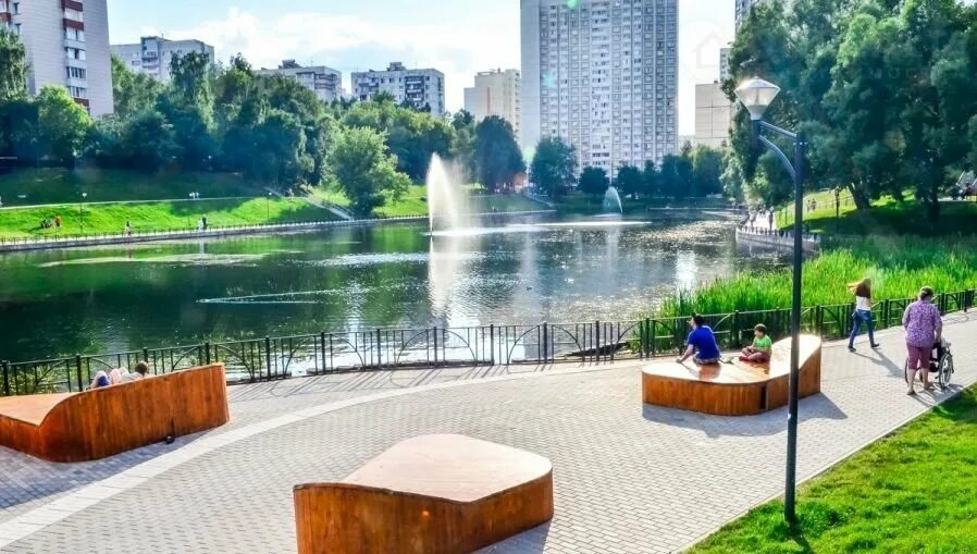 Пруды москвы в аренду. Пруды москвы в аренду. Мичуринский пруд москва. Пруды москвы в аренду. Беловежская улица москва пруд.