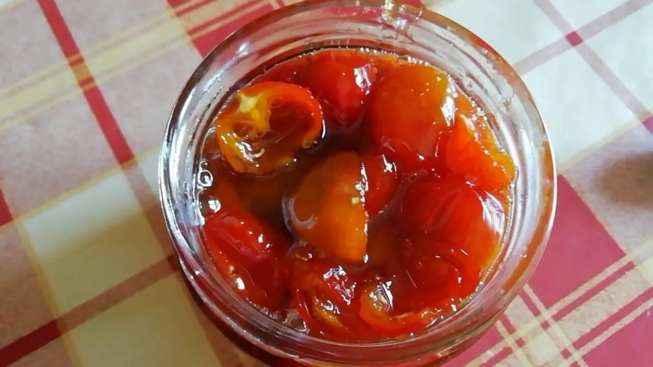 Варенье из боярышника на зиму рецепты. Варенье из шиповника. варенье из лепестков шиповника. варенье из боярышника. варенье из белого шиповника.