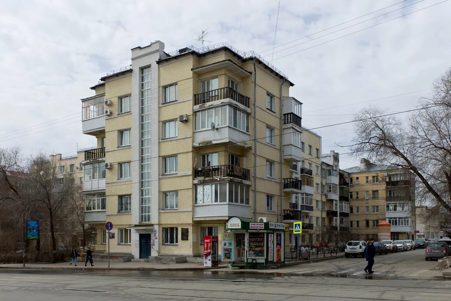 Ленинградская 72 петропавловск-камчатский. Ленинградская 72 самара. Ул ленинградская 72. Ленинградская 72 вологда. Галактионовская 38.