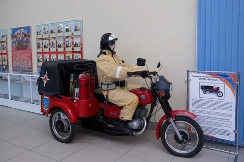 Выставка пожарно спасательной службы