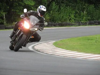 Pilot race