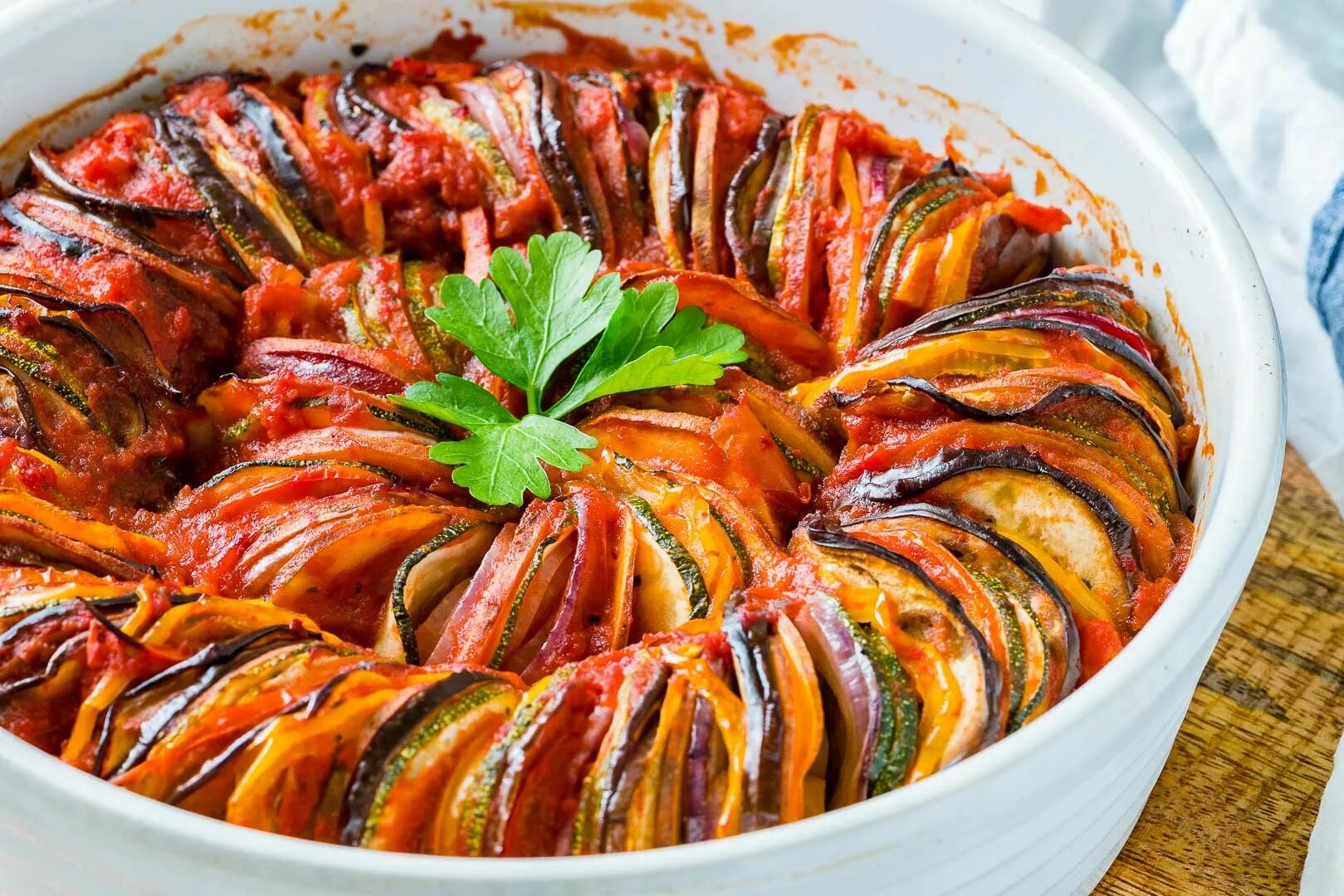 Рататуй. Рататуй Франция. Прованский Рататуй. Рататуй блюдо. Ratatouille dish