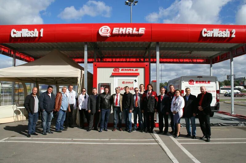 Бесконтактная самообслуживания. Автомойка самообслуживания 6 постов. Бесконтактная мойка автомобиля. 3d проект мойки самообслуживание 2 бокса коричневый. Car wash мойка самообслуживания.