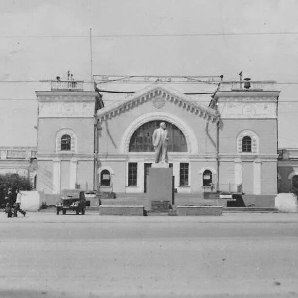 Ж/д вокзал Новотроицк - Rail Station in Новотроицк