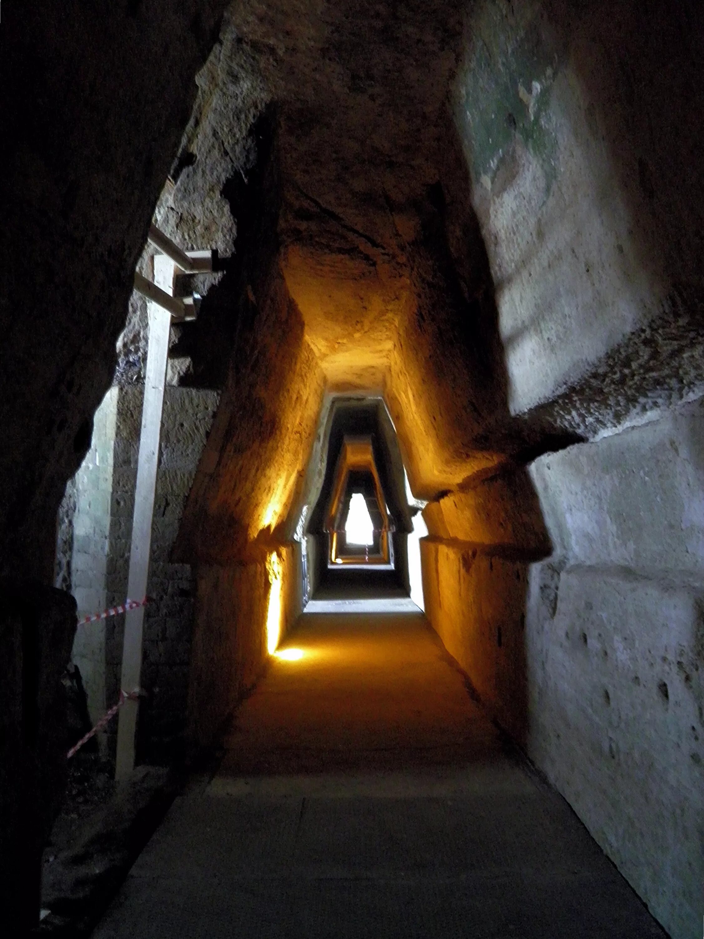 Загадочная крепость. Пещера Сибиллы Италия.