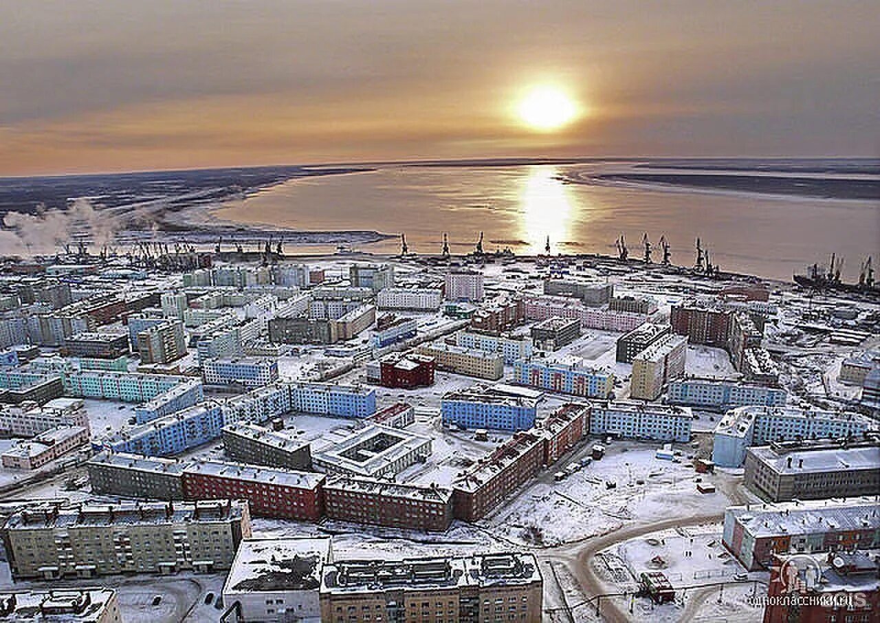 Город Дудинка Красноярский край. Полуостров Таймыр Дудинка. Таймыр, г. Дудинка. Поселок Дудинка.