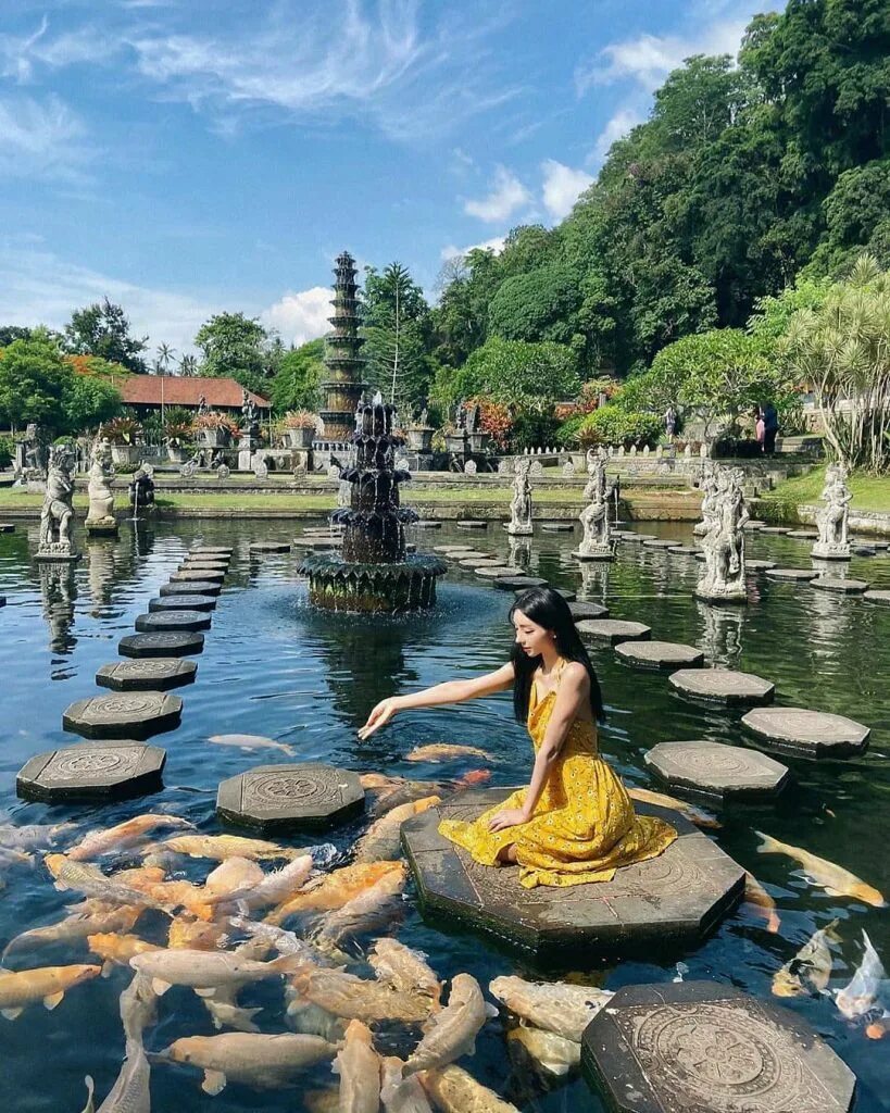 Таман Тирта Бали. Тирта Гангга Бали. Дворец Tirta Gangga Бали. Водный дворец Тирта Гангга. Время бали индонезия