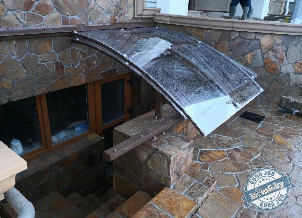 козырек входа в подвал. козырьки над подвалом. навес над подвалом из поликарбоната. навес для подвала. навес для подвала.