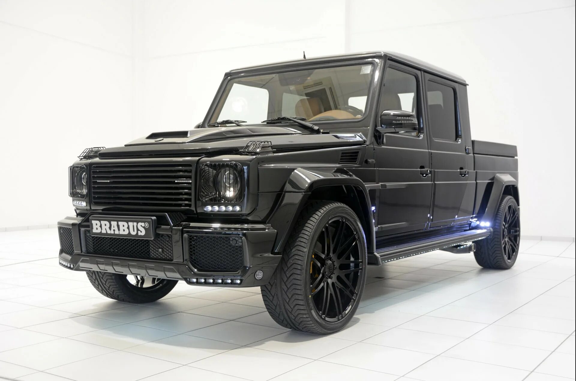 Мерседес брабус купить. Мерседес Бенц g500 Brabus. Mercedes Benz g500 Brabus. G500 Brabus 800. Mercedes Benz g500 Pickup.