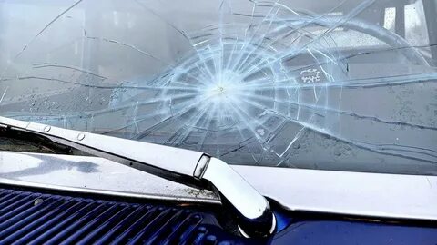 Windshield crack