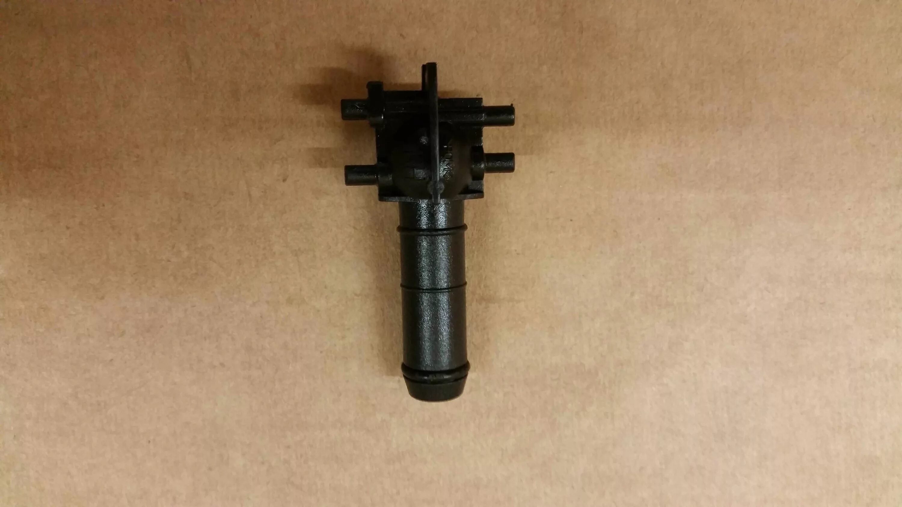 форсунки омывателя фар бмв х6 е71. насос омывателя фар е36. насос омывателя бмв е30. форсунка омывателя фар bmw e70. омыватель фар бмв х5 е70.