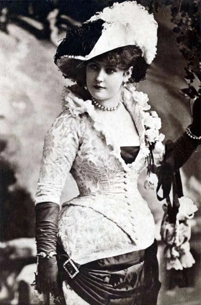 The Enchanting Lily Elsie