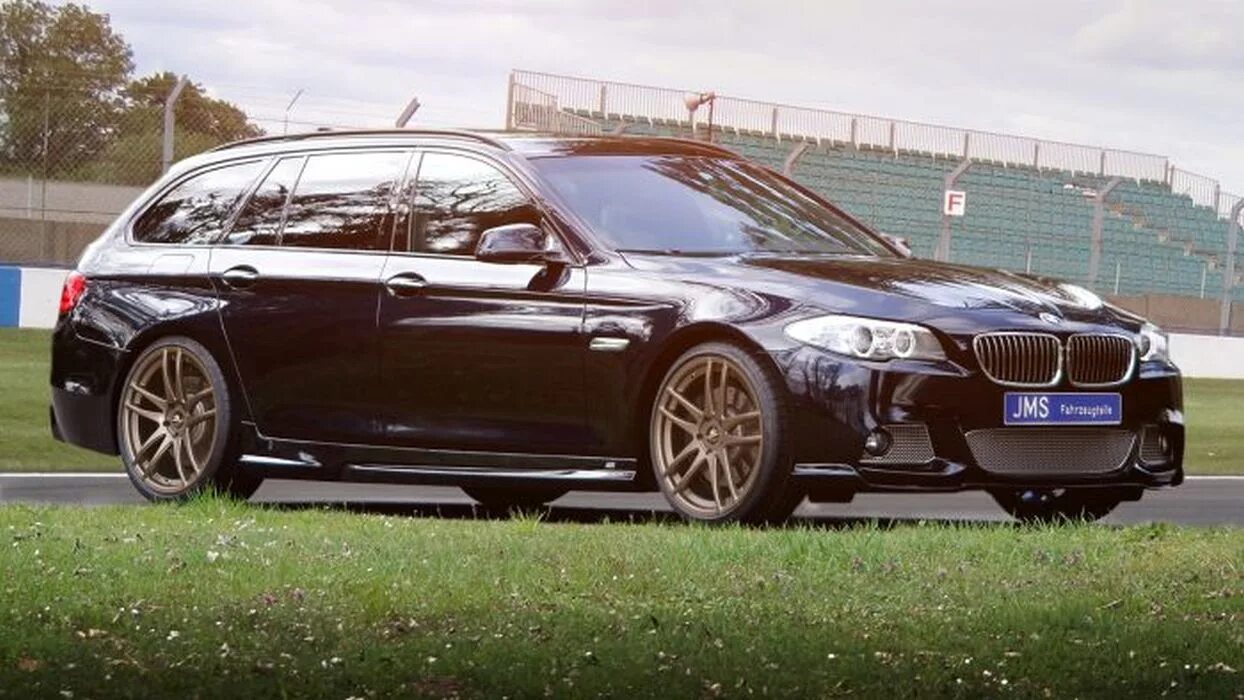 F10 f11. Bmw f10/f11. bmw f10 туринг. bmw f10 универсал. bmw f11 mperfomans.