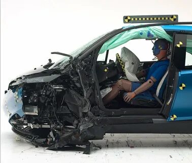 Iihs crash test