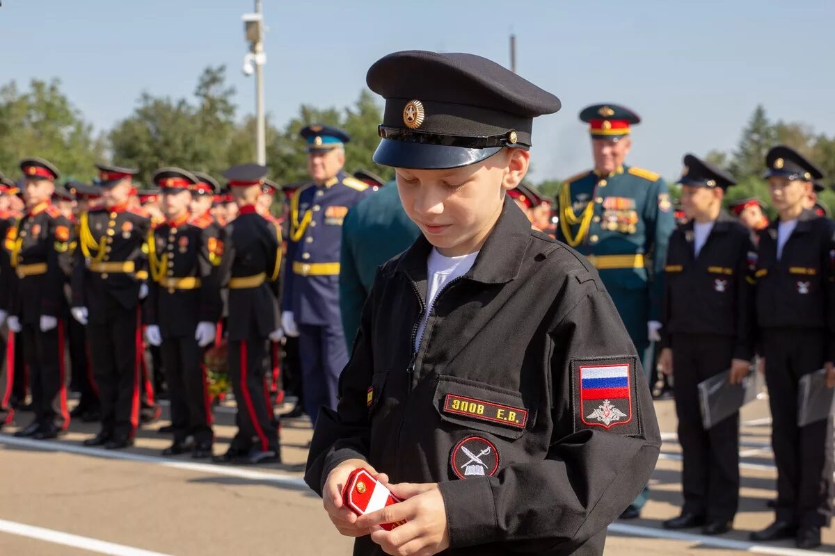 Суворовское военное училище Уссурийск. Уссурийское Суворовское военное училище 2021. Офицеры Уссурийского СВУ. С днем Суворовского училища Уссурийск.