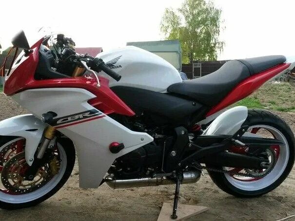 Купить мотоцикл хонда на авито. Honda CBR 600 fa 2012 черный. Хонда СБР на авито. Авито мотоцикл Хонда. Мотоцикл CBR авито белый.