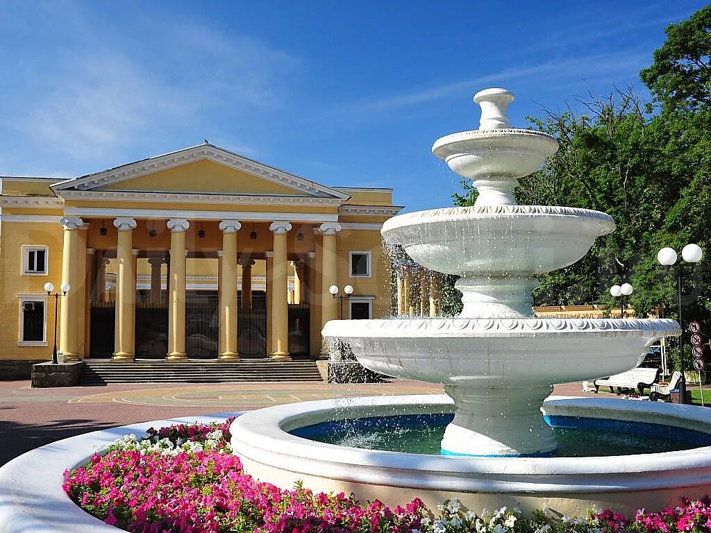 новороссийск парк фрунзе лабиринт. фрунзе сочи 2022. парк им фрунзе сочи. фрунзе. парк имени фрунзе.