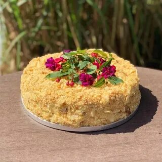 Коржи наполеон с консервами