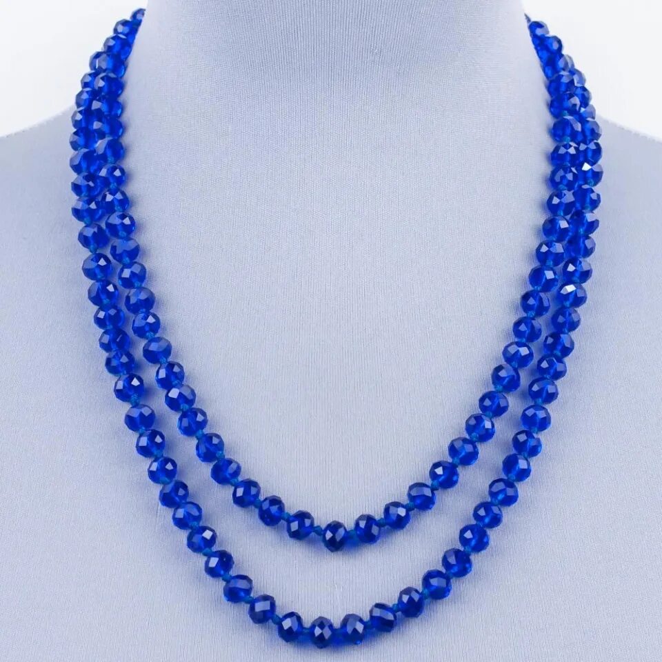 крупные синие бусы. бусы синего цвета. бразильский агат синий. объемное колье из бусин. бусы синего цвета.