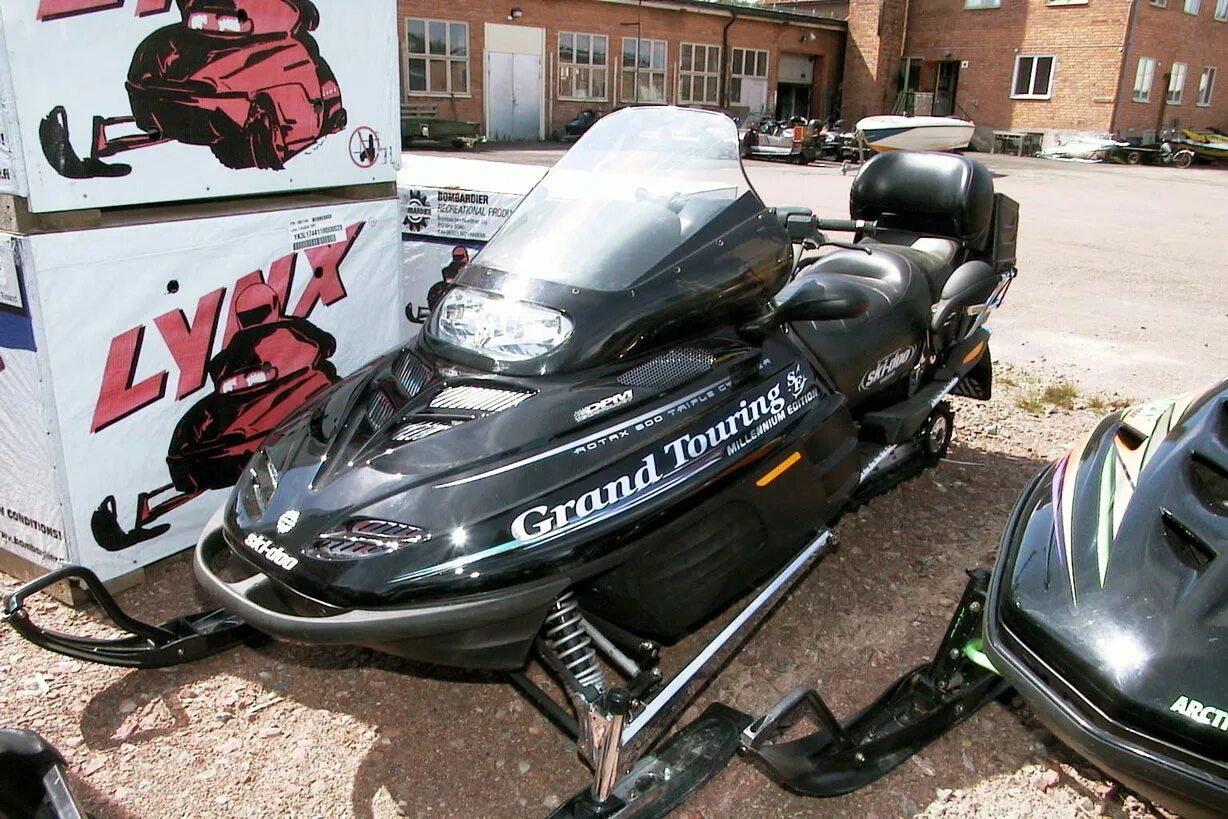 Brp grand touring. Ski Doo Grand Touring 800. Ski-Doo Grand Touring 380. Ski Doo Grand Touring 500. BRP Grand Touring 600.