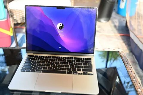 Macbook 13 m2
