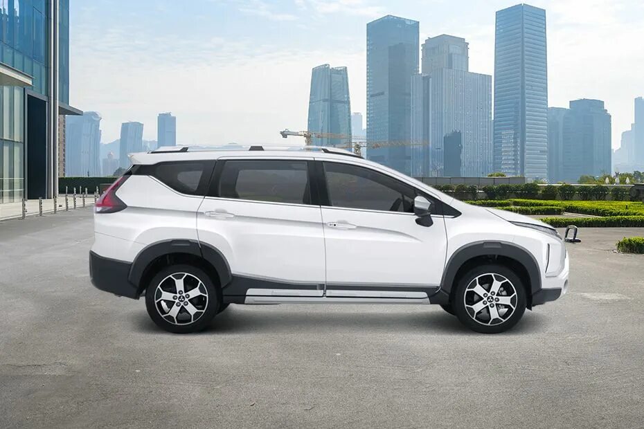 Мицубиси Хпандер кросс. Мицубиси Хпандер 2022. Mitsubishi Expander Cross 2023. Митсубиси Xpander Cross 2022. Мицубиси храндер кросс