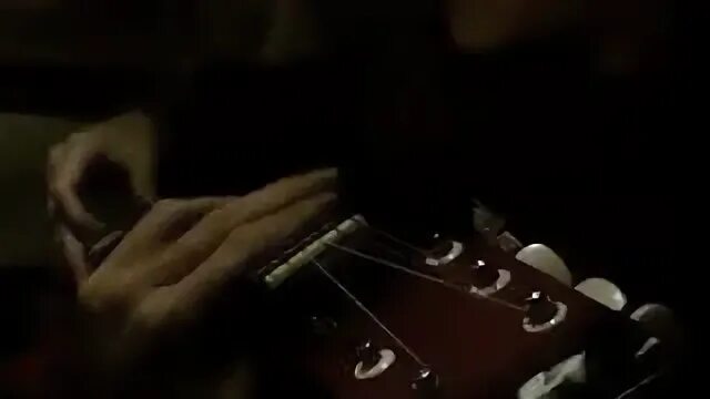 Ало ало на гитаре