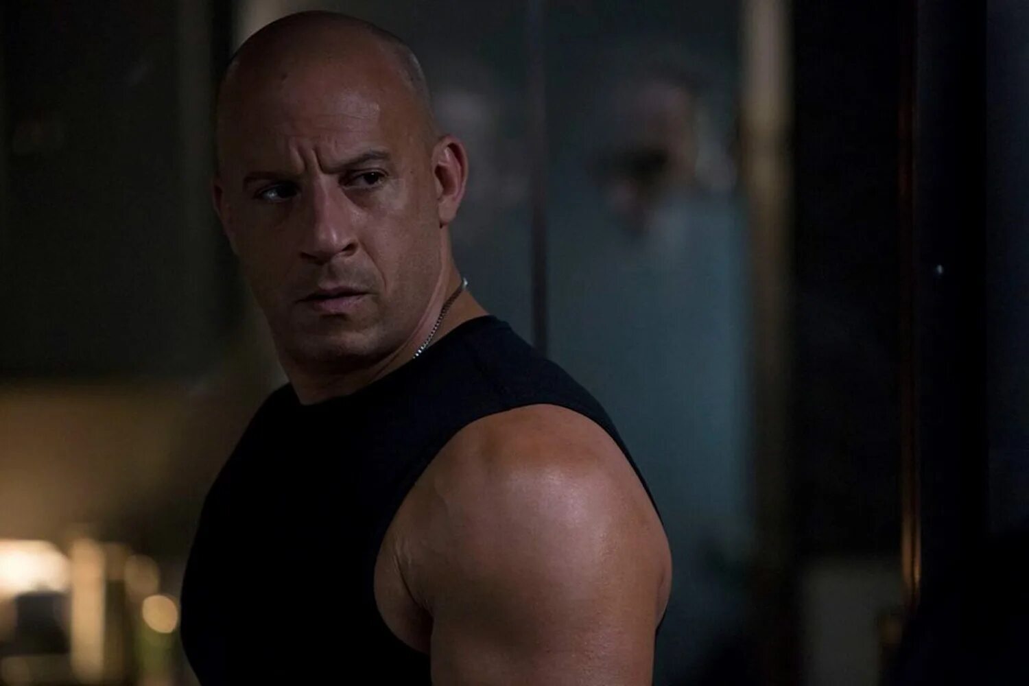 Доминик торетто лысина. Торетто форсаж. Вин дизель форсаж 1. Торетто форсаж. Торетто форсаж.