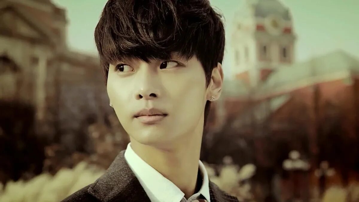 Ча ис. VIXX N. Хагён VIXX. Ха кён из VIXX. Ча хак ён.