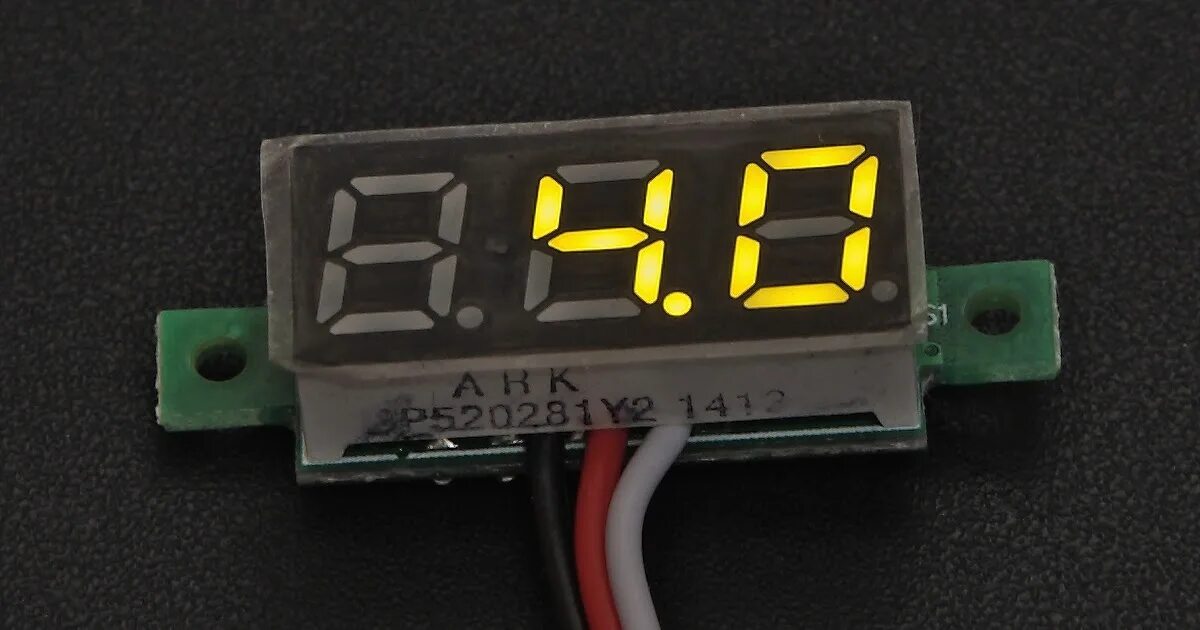 Xh-028 v4. Вольтметр 3. Вольтметр dc 100 вольт светодиодный красный. Вольтметр 3 провода. Вольтметр 0.