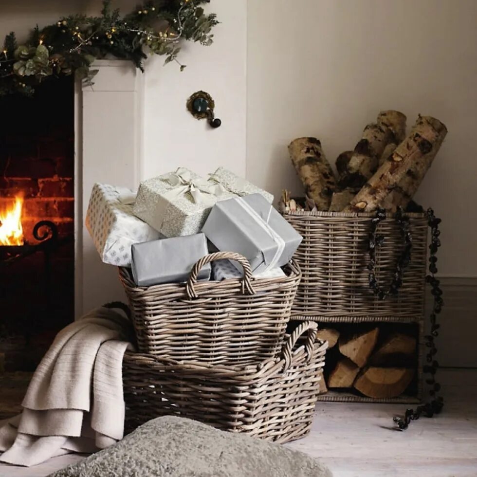 Тема уют в доме. Тема уют в доме. Уютная комната с камином. Уютный интерьер загородного дома. Уютный интерьер.