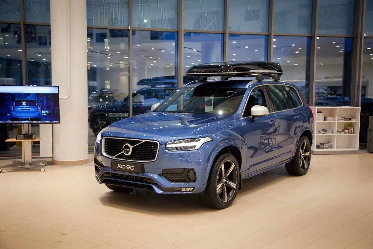 Xc90 2.9. Volvo xc90 II. Volvo xc90 синяя. Вольво хс90 синий. Volvo xc90 новый.