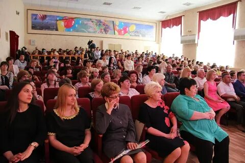 Директор дома престарелых