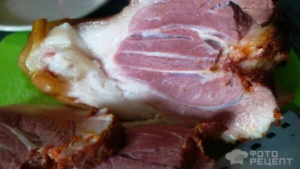 рулька (schweinshaxe). свиная рулька сувид. рулька сувид. зажаренный свиной окорок. рулька сувид.