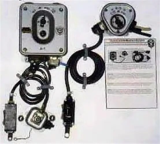 Р-124 переговорное устройство. Р-124 радиостанция. Р 124. Р-124 радиостанция. Танковое переговорное устройство р-124.