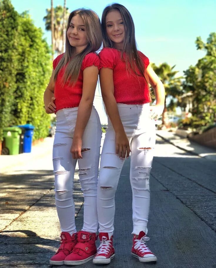 14 лет девушка. найти подругу 12. красивые девочки 12 лет кабардинки. красивые девчонки 14 лет. симпатичные девочки 12 лет.