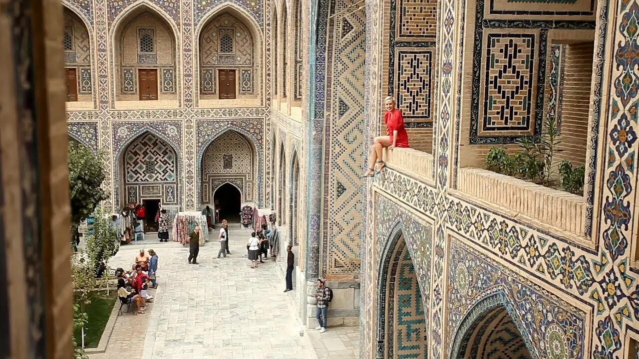 Тотус самарканд. Хан ахмад ресторан самарканд. Самарканд арча 2022. Сириус ресторан самарканд. Самарканд фотосессия в платье.