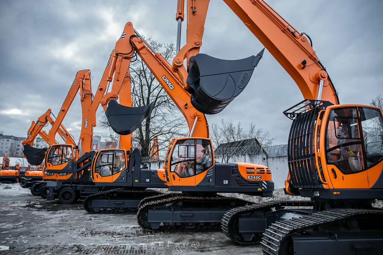 Menzi muck экскаваторы. Экскаватор doosan dx530lc-7m. Экскаватор case cx220c. Case cx300c lc. Экскаватор это техника.