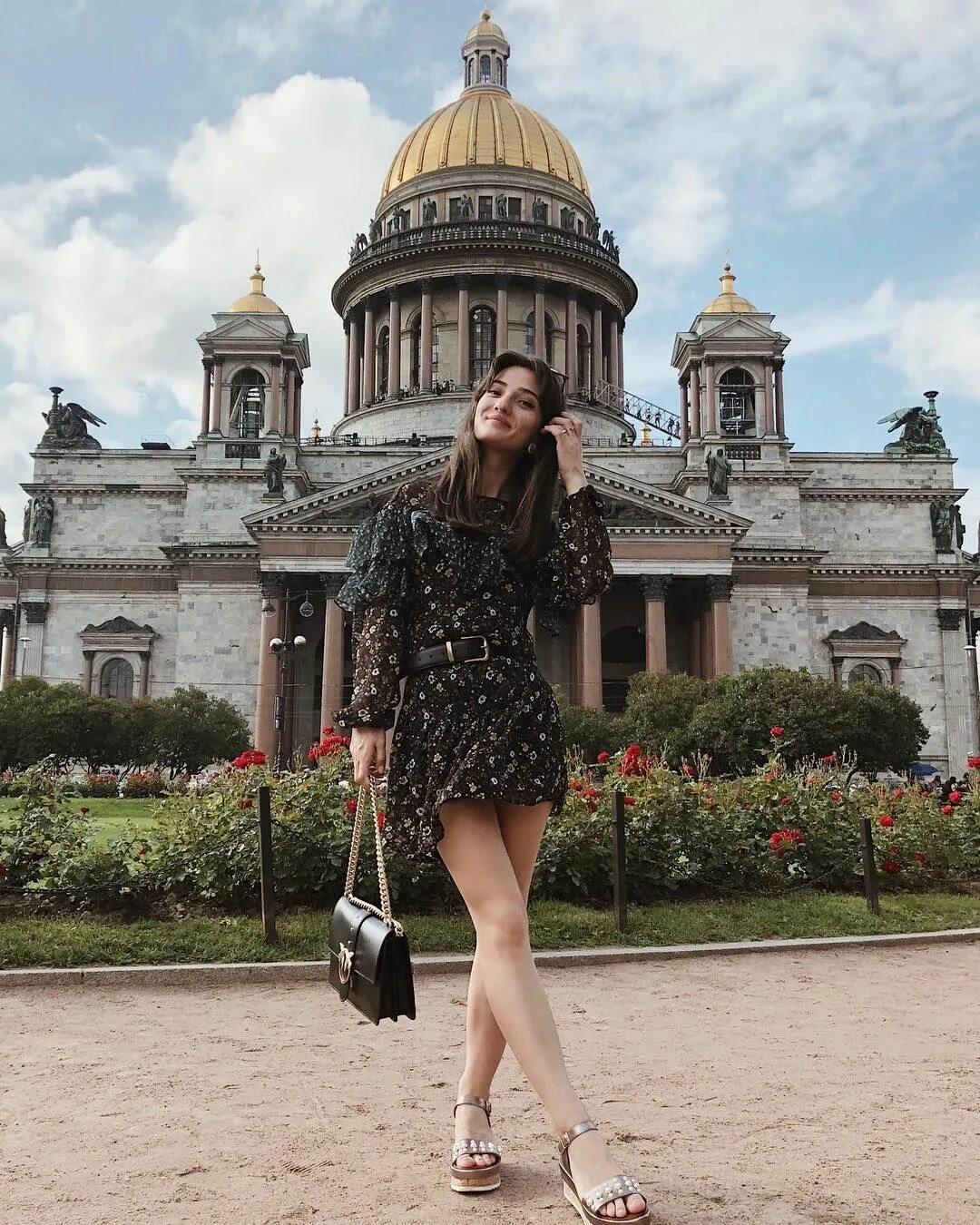 Инста санкт. Позы для фото в полный рост для девушек на улице исаакиевский собор. русская инста спб. valery_square. мария останина инст спб.