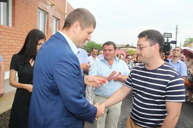 Северские новости сегодня краснодарский край. Северские новости сегодня краснодарский край. День урожая на кубани в 2022 году. Северская краснодарский край населения. Люби и процветай краснодарский край.