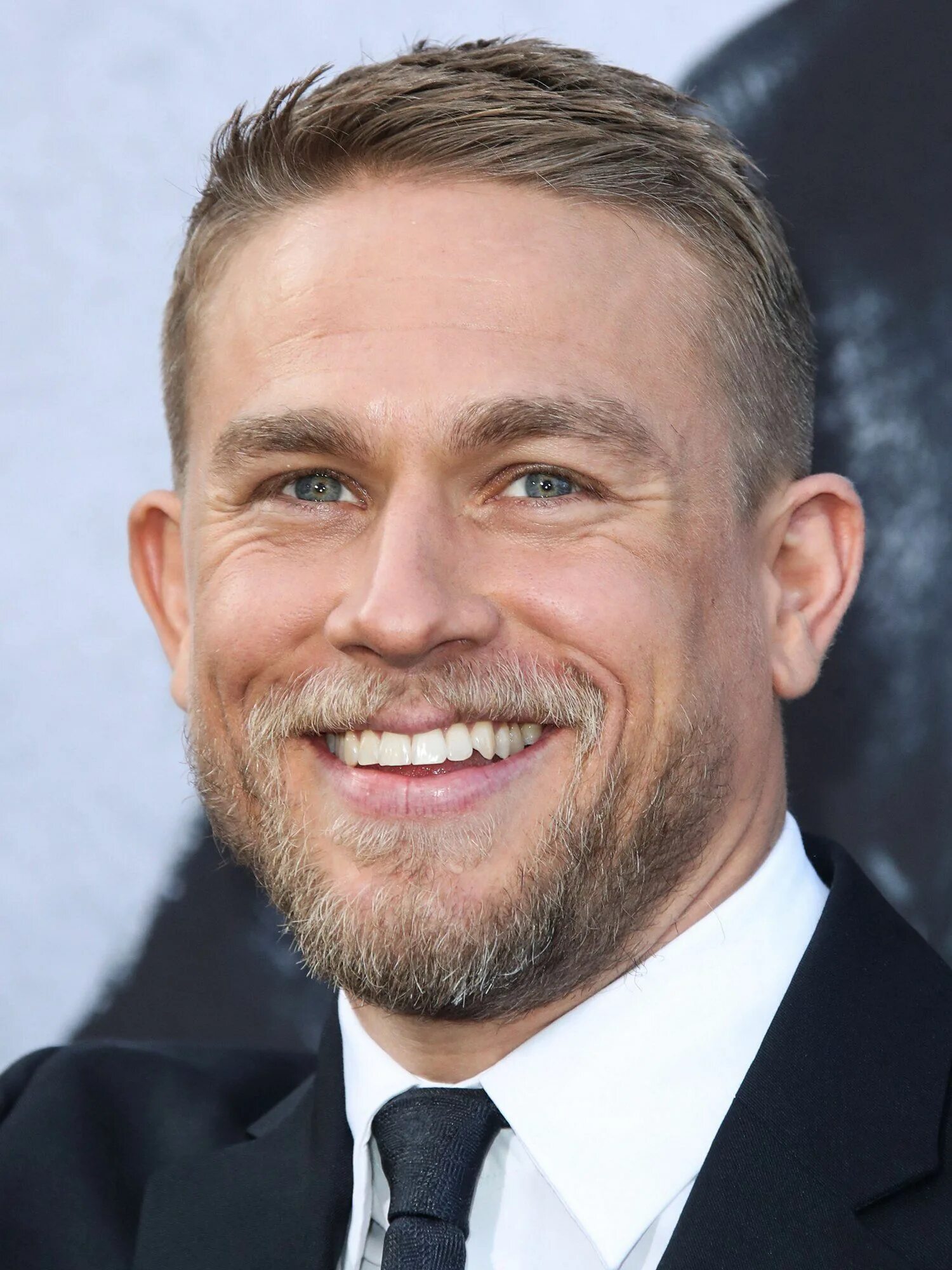 Charleya Hannem. Чарли Ханнэм фото. Чарли Ханнэм сейчас. Charlie hunnam