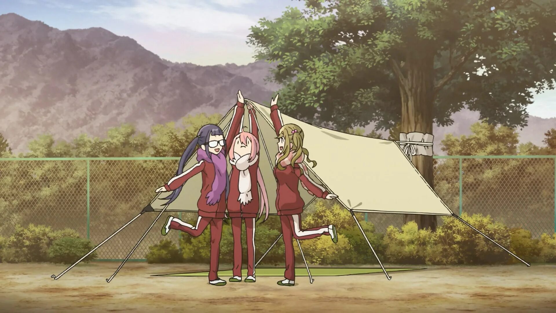 The camp left. Yuru Camp 2 кадры. Yuru Camp и Социалистический лагерь.