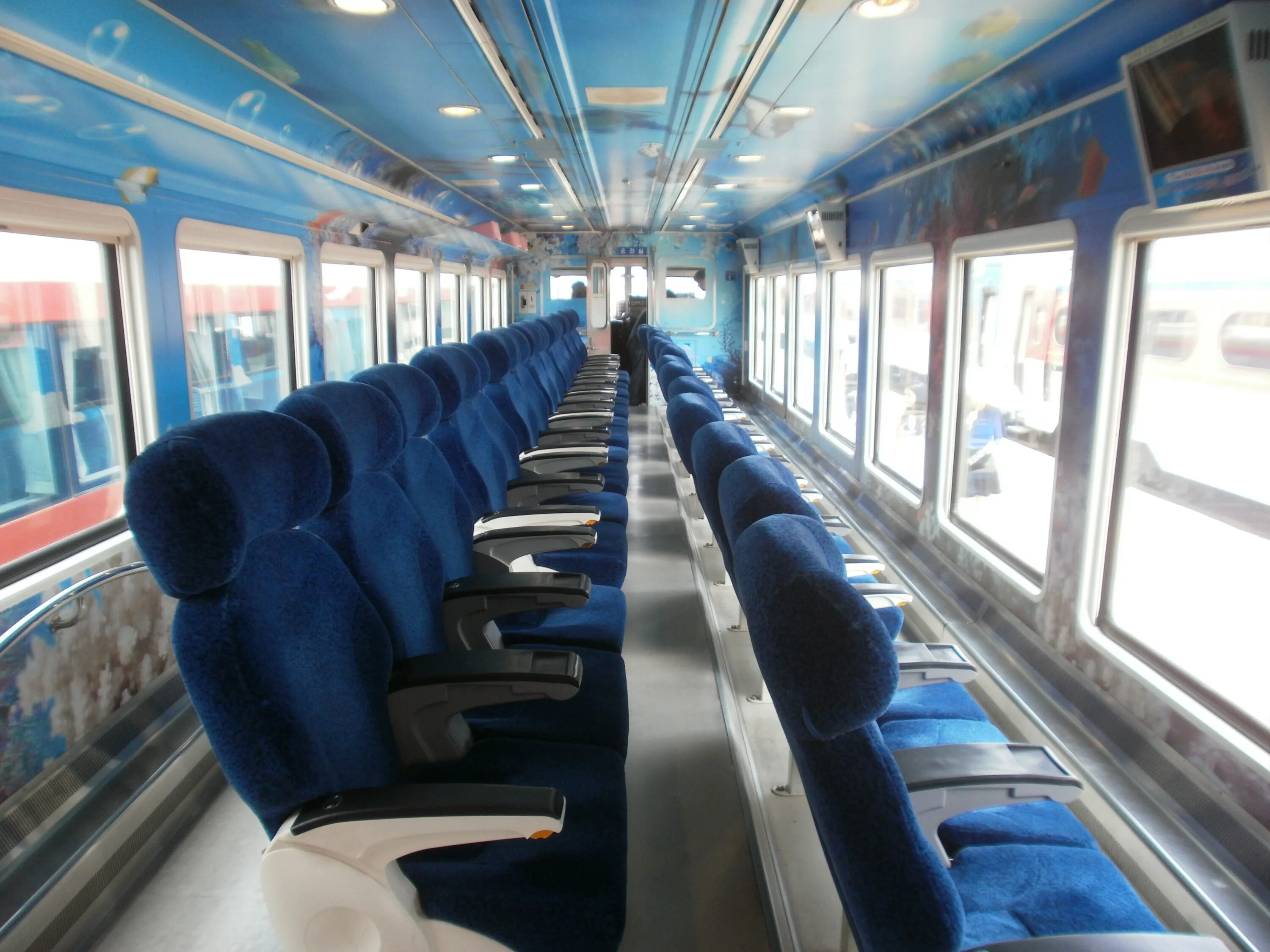 Train inside trains. Др1б салон. др1а внутри. train inside. korail train.