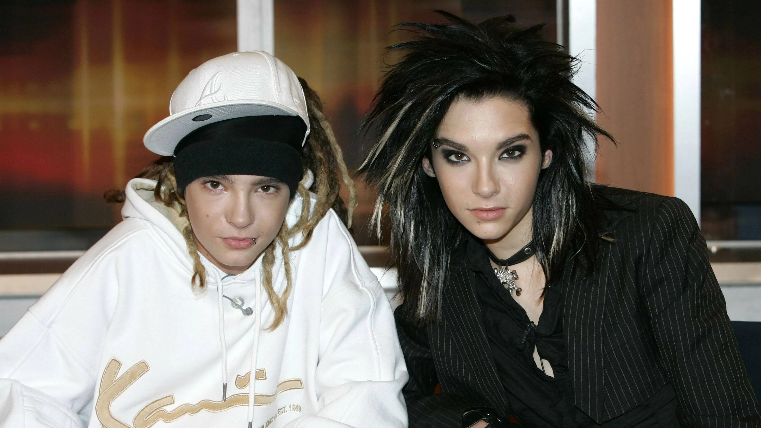 Tom and bill. Токио хотел Билл Каулитц. Tokio Hotel Билл Каулитц. Том Каулитц и Билл Каулитц. Токио хотел том и Билл Каулитц.