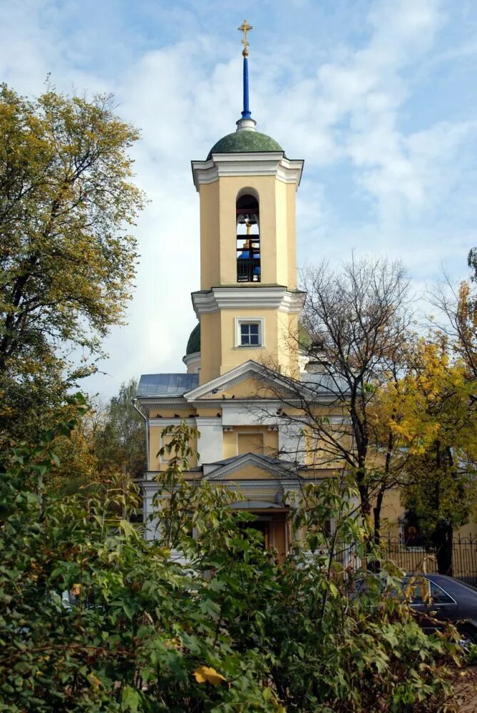 Храм косьмы и дамиана в химках. Церковь косьмы и дамиана в болшево. Церковь болшево. Храм космы и дамиана в болшево. Церковь болшево.