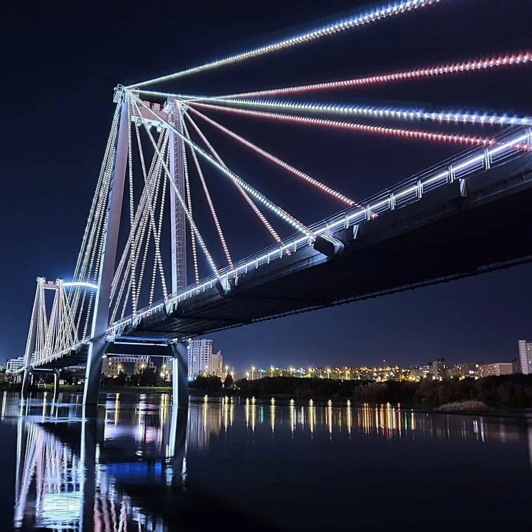 Hump bridge